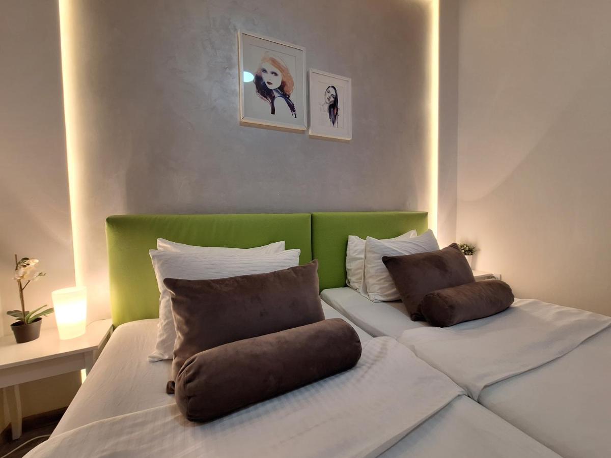Genius Apartment Belgrado Esterno foto